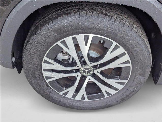 2025 Mercedes-Benz GLB 250 Image 10 of 30