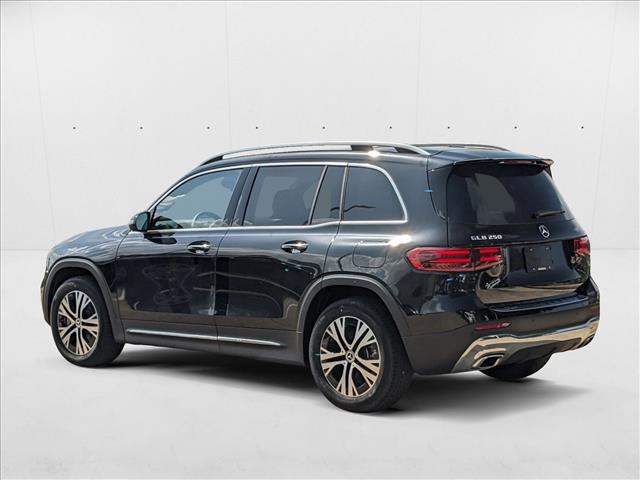 2025 Mercedes-Benz GLB 250 Image 6 of 17