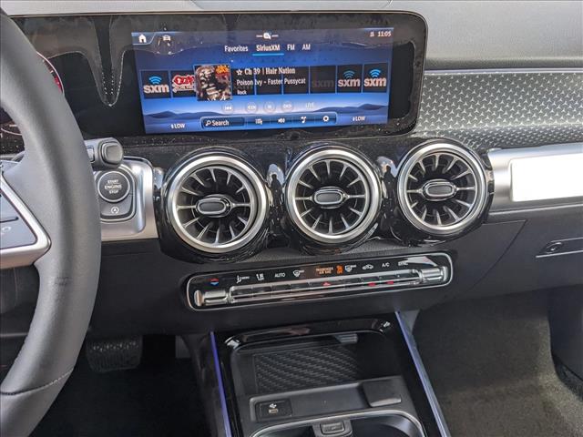 2025 Mercedes-Benz GLB 250 Image 14 of 17