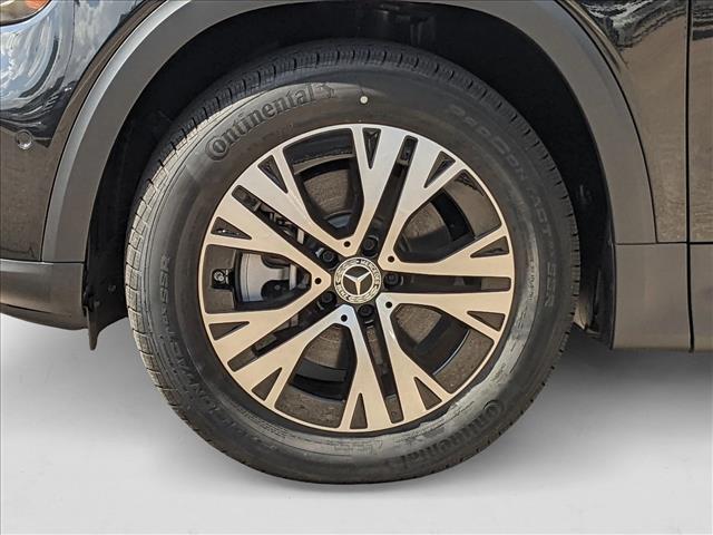 2025 Mercedes-Benz GLB 250 Image 9 of 17