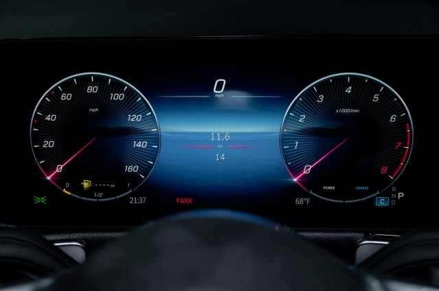 Vehicle image 22 of 23