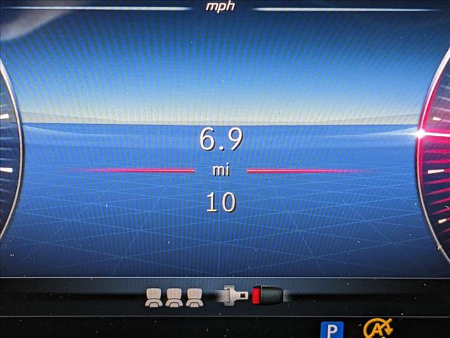 Vehicle image 10 of 17