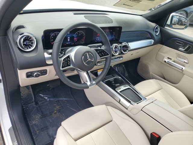 Vehicle image 23 of 35