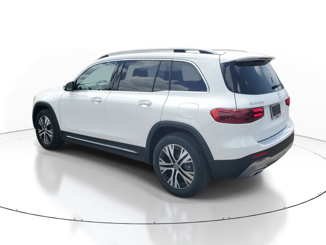 Vehicle image 4 of 35