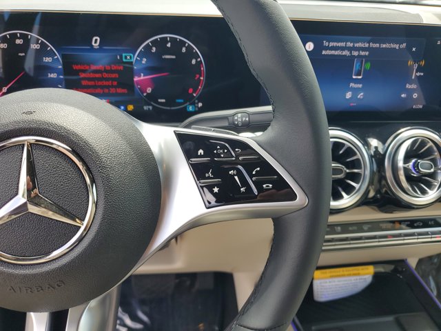 Vehicle image 32 of 35