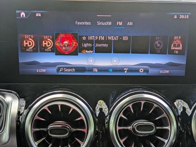 2025 Mercedes-Benz GLB 250 Image 21 of 24