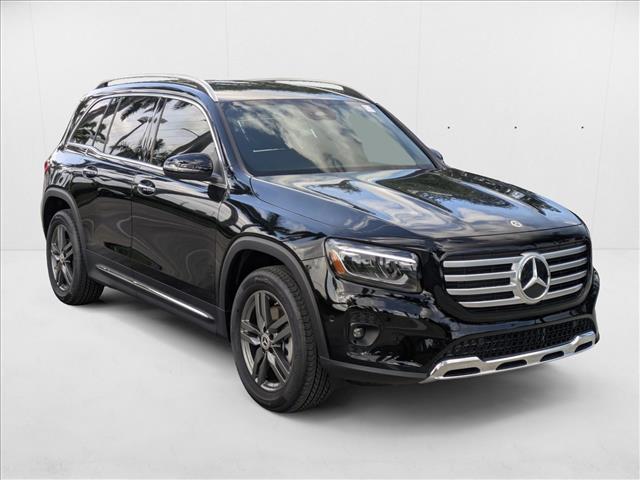 2025 Mercedes-Benz GLB 250 Image 3 of 24