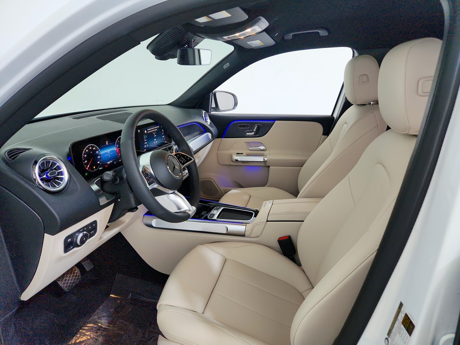 2025 Mercedes-Benz GLB 250 Image 19 of 21