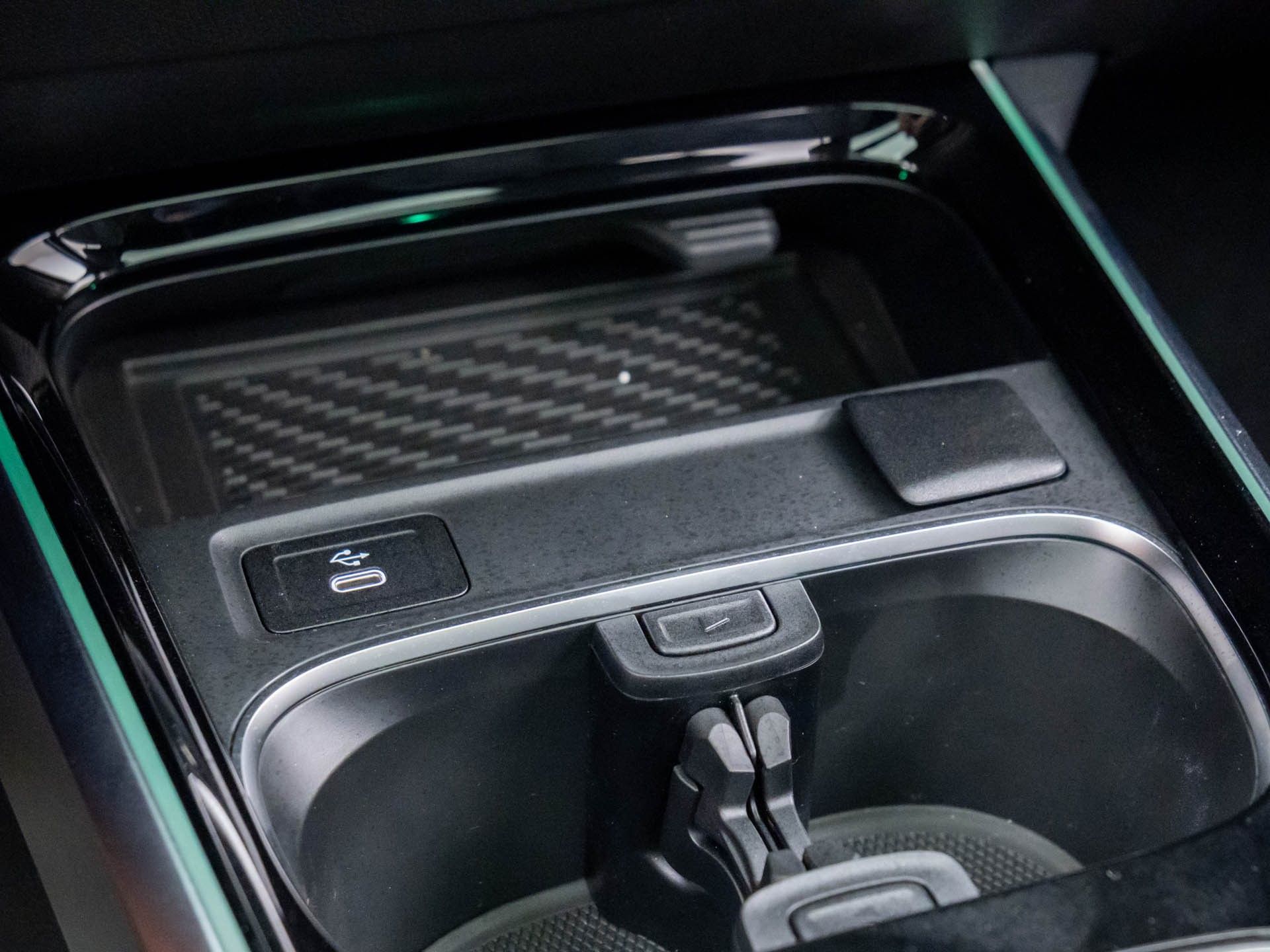 2025 Mercedes-Benz GLB 250 Image 23 of 36