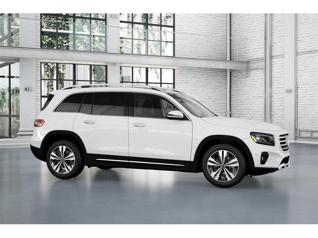 Vehicle image 13 of 42