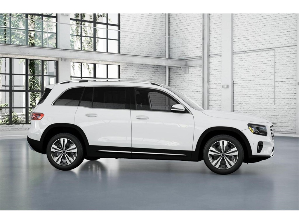 Vehicle image 20 of 42