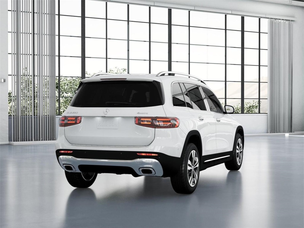 Vehicle image 25 of 42