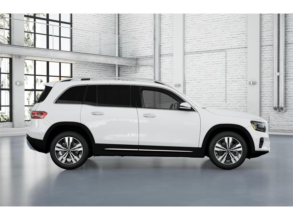 Vehicle image 19 of 42
