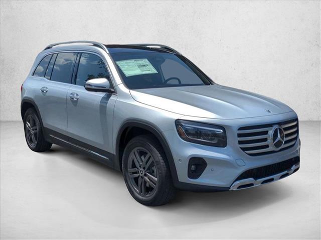 2025 Mercedes-Benz GLB 250 Image 3 of 22