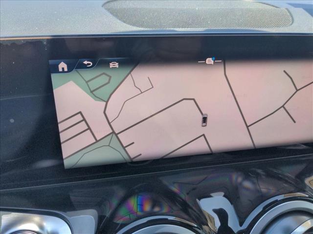 2025 Mercedes-Benz GLB 250 Image 19 of 22