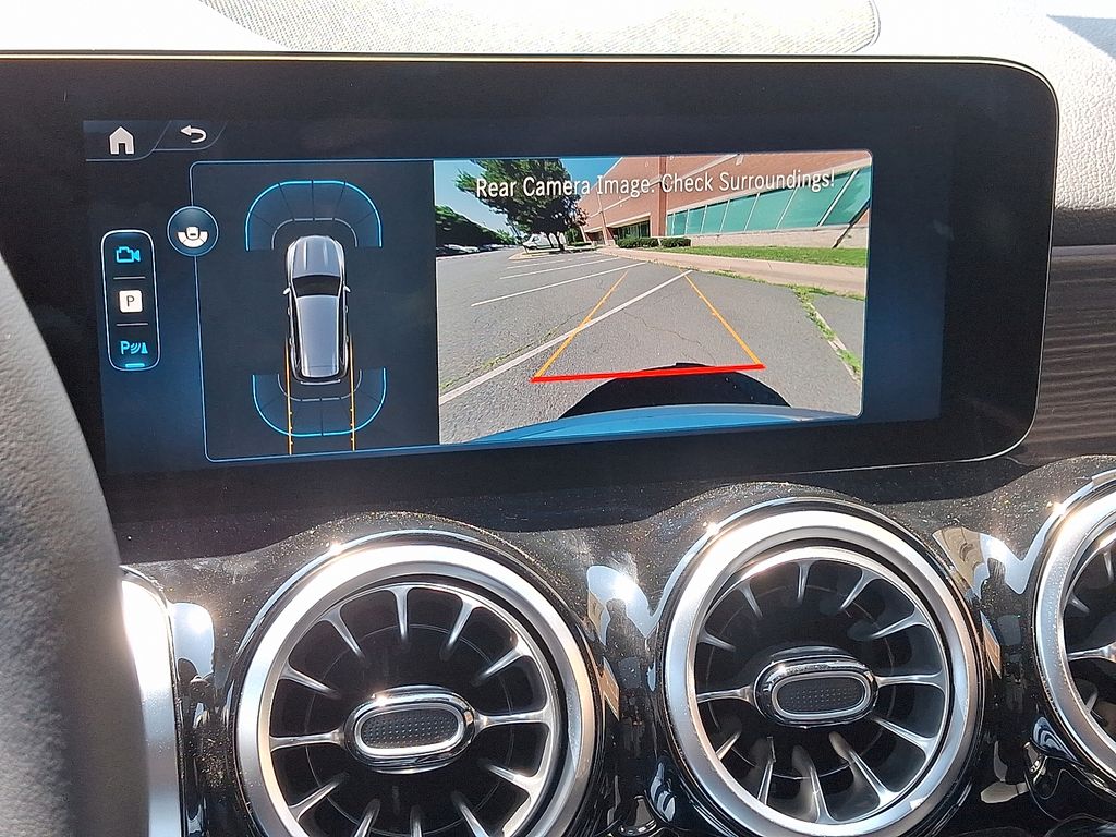 Vehicle image 12 of 21