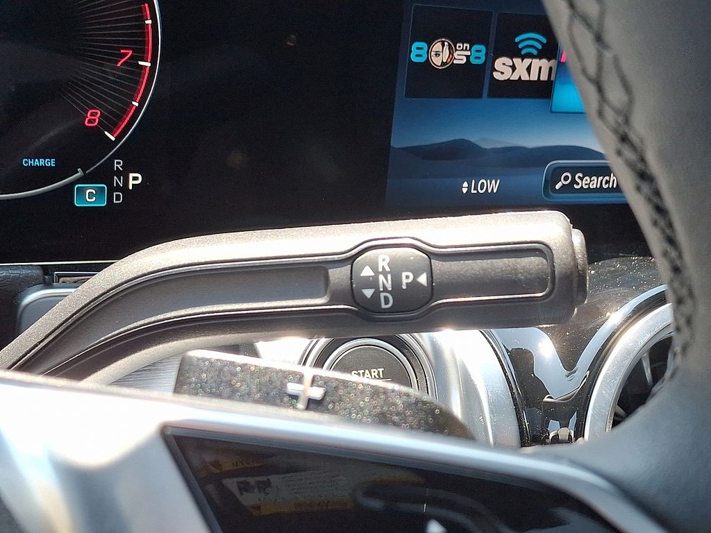 Vehicle image 20 of 21