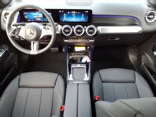 2025 Mercedes-Benz GLB 250 Image 8 of 26