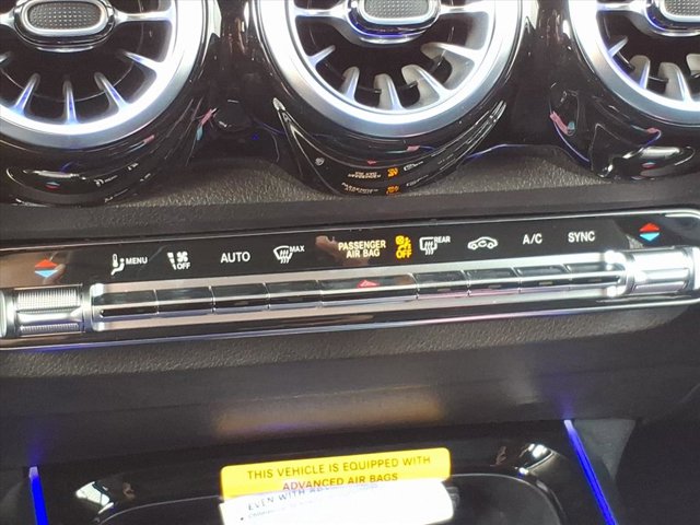 2025 Mercedes-Benz GLB 250 Image 23 of 26