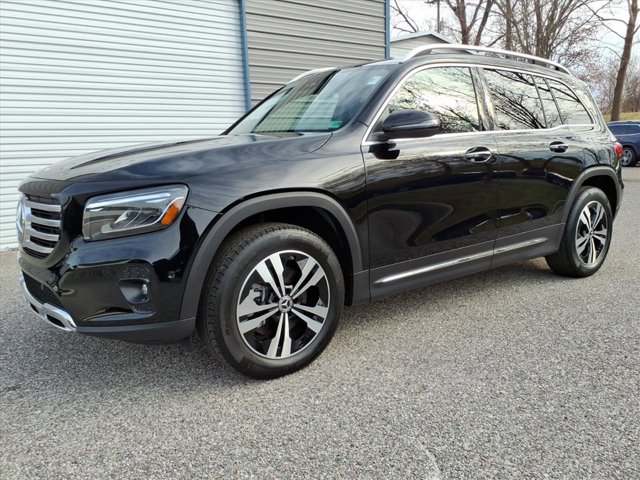 2025 Mercedes-Benz GLB 250 Image 1 of 26