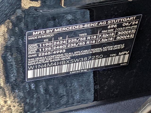 Vehicle image 17 of 17