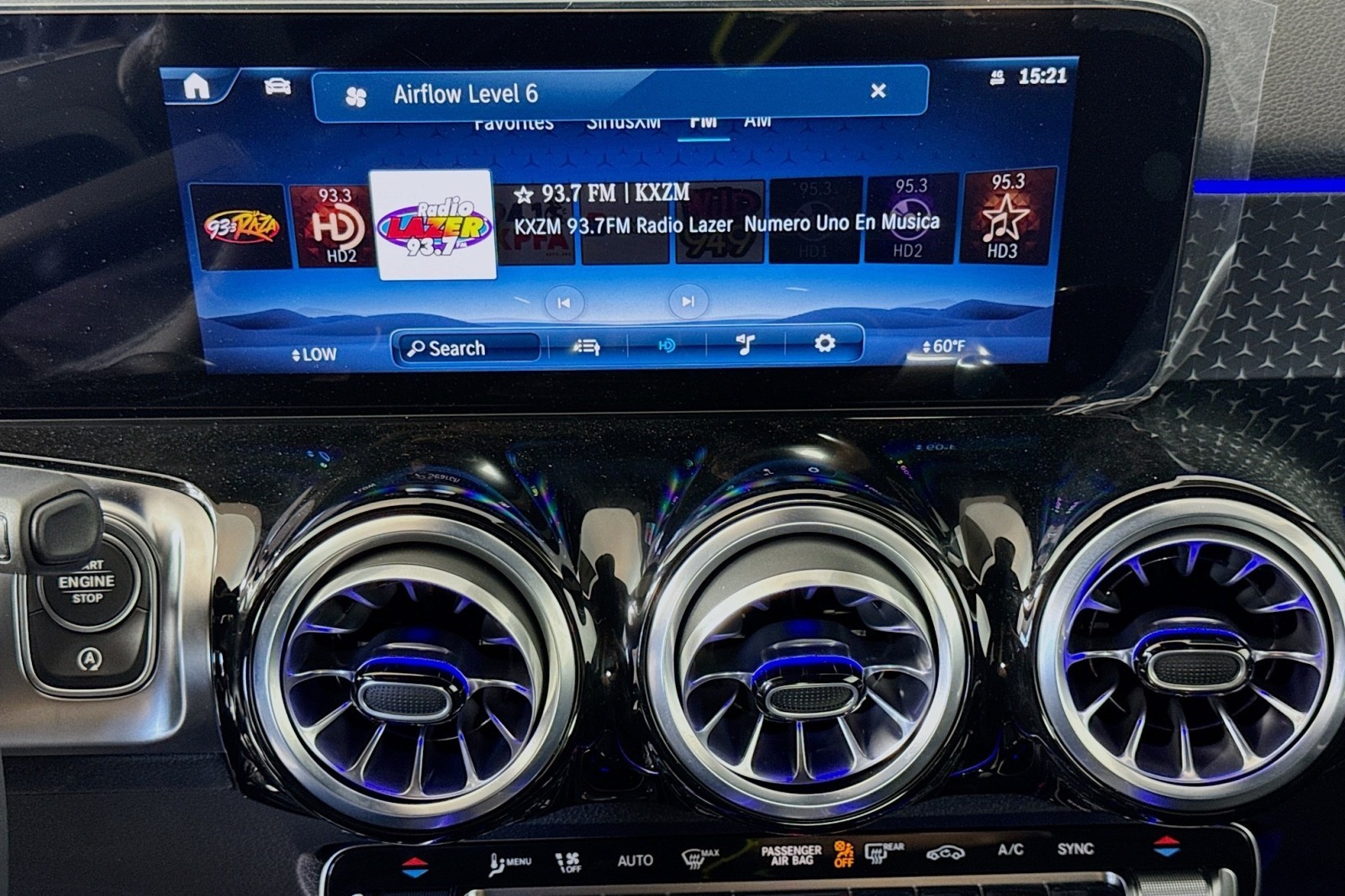 Vehicle image 14 of 28