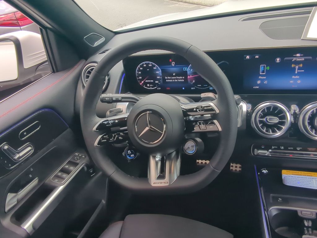 2025 Mercedes-Benz GLB AMG 35 Image 12 of 25