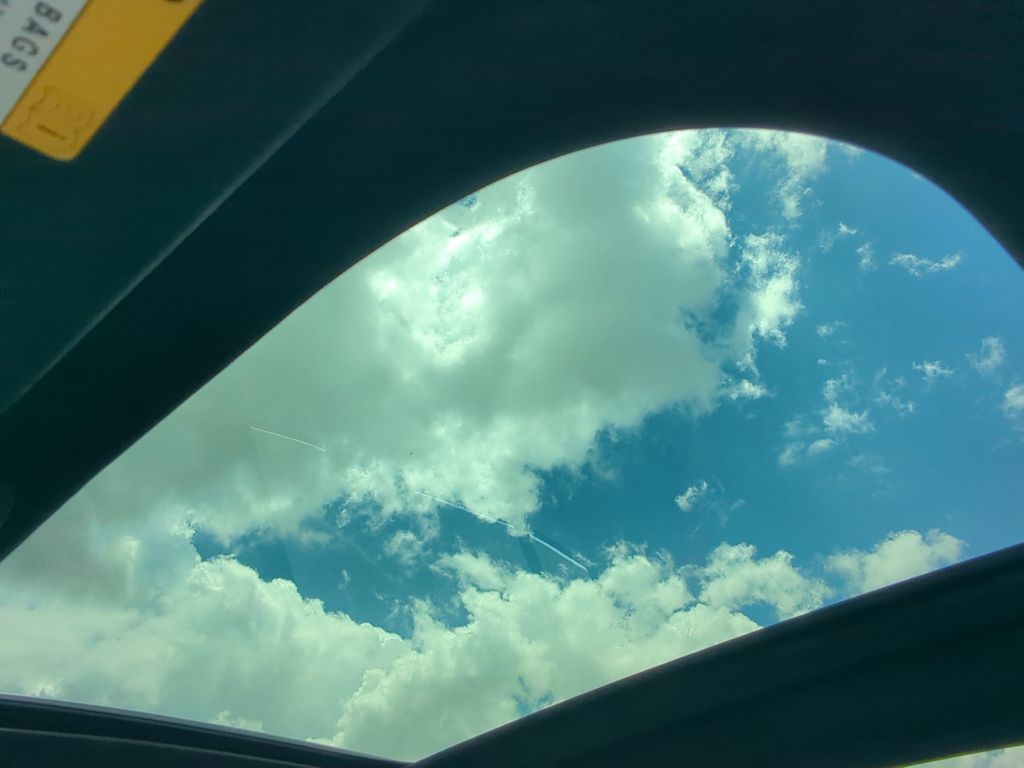 2025 Mercedes-Benz GLB AMG 35 Image 21 of 25