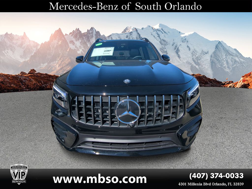 2025 Mercedes-Benz GLB AMG 35 Image 2 of 25