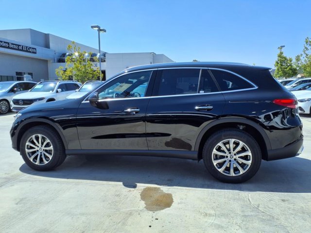 Vehicle image 5 of 25