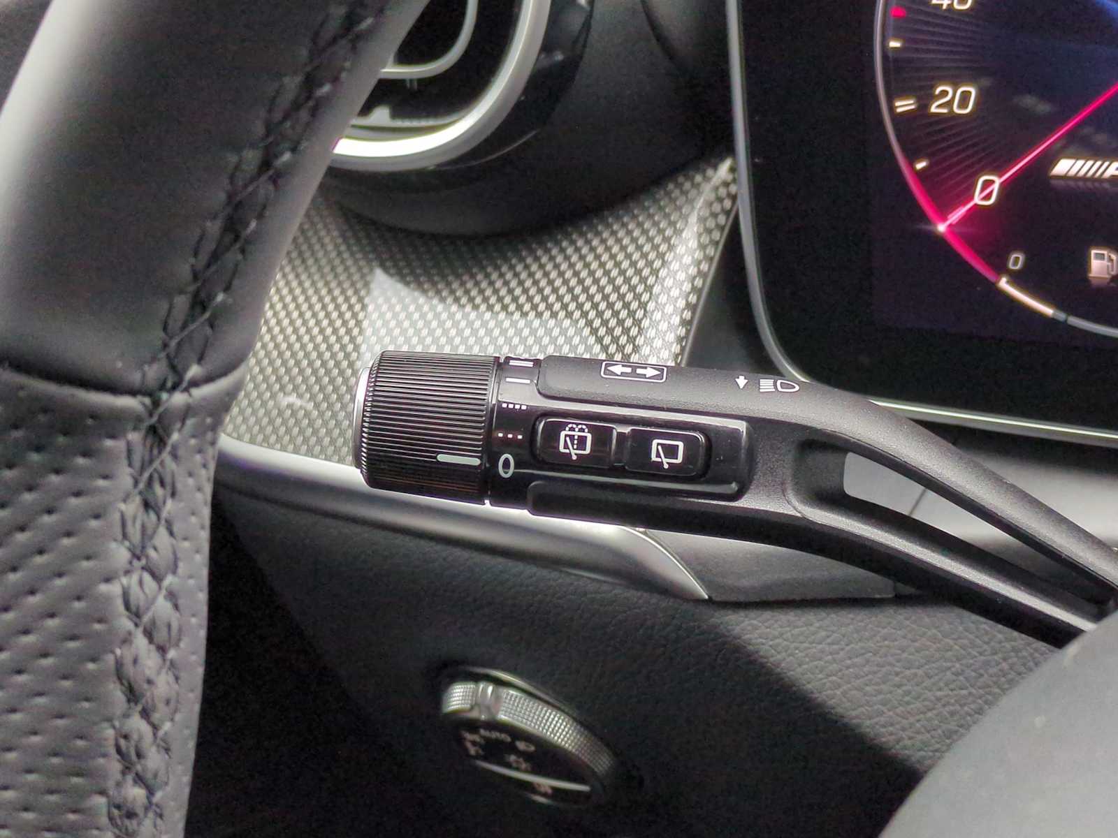 Vehicle image 27 of 36