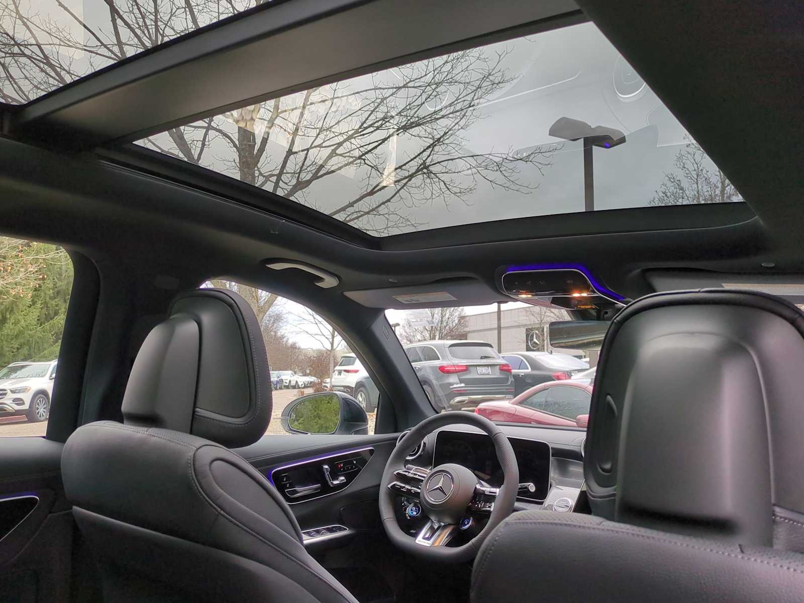 Vehicle image 16 of 36