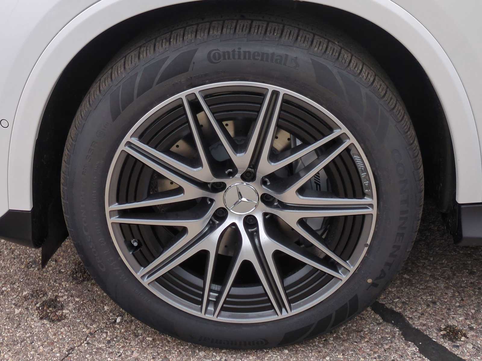 Vehicle image 11 of 36