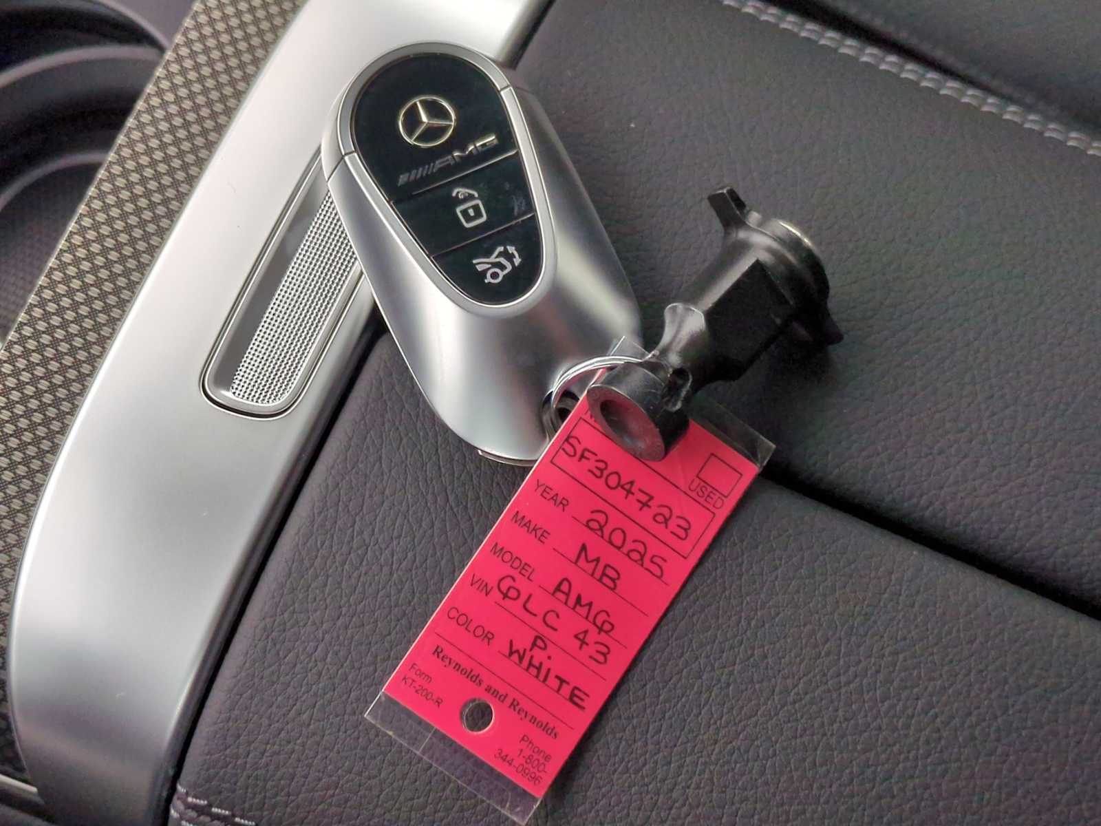 Vehicle image 26 of 36