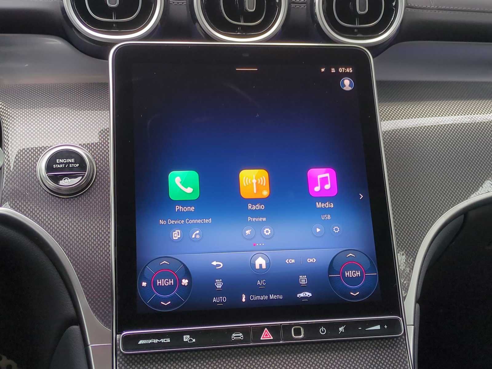Vehicle image 21 of 36