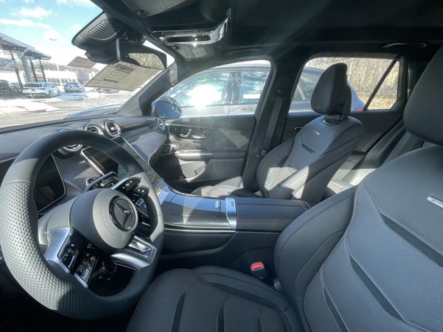 2025 Mercedes-Benz GLC AMG GLC 63 S E Performance Image 5 of 10