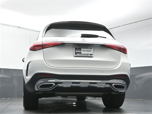2025 Mercedes-Benz GLC 300 Image 21 of 52