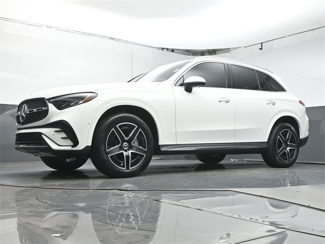 2025 Mercedes-Benz GLC 300 Image 20 of 52