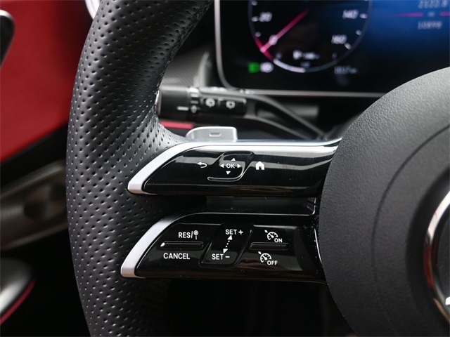 2025 Mercedes-Benz GLC 300 Image 48 of 52