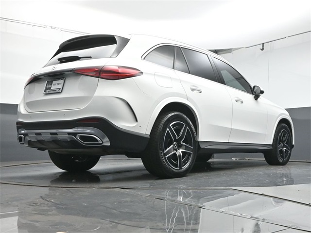 2025 Mercedes-Benz GLC 300 Image 18 of 52