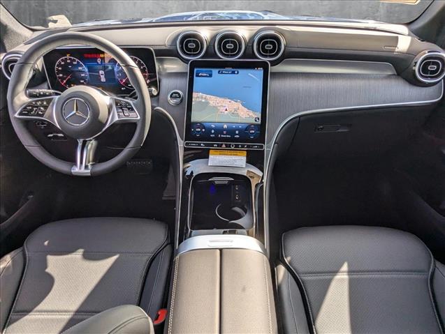 Vehicle image 15 of 18
