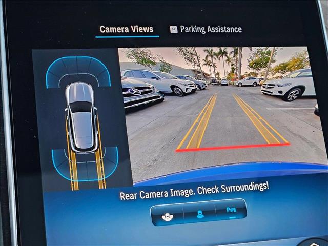 Vehicle image 13 of 17