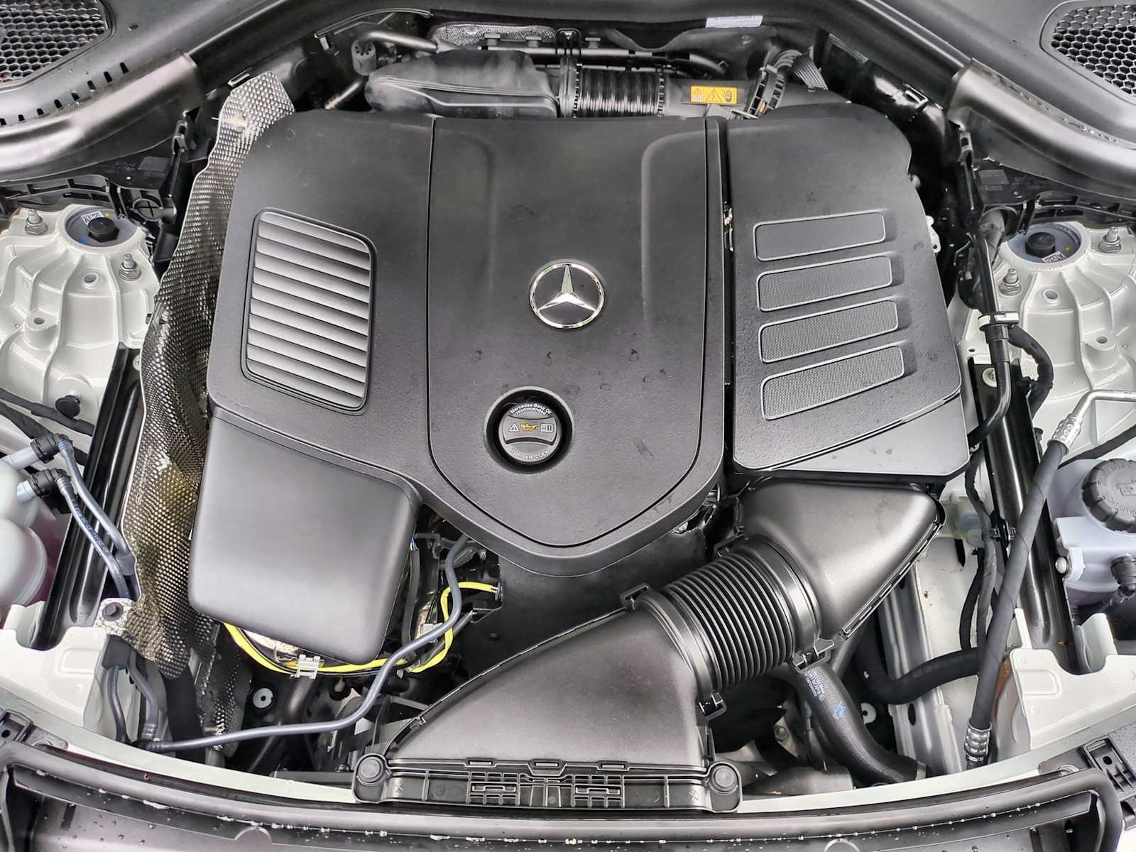 Vehicle image 10 of 38