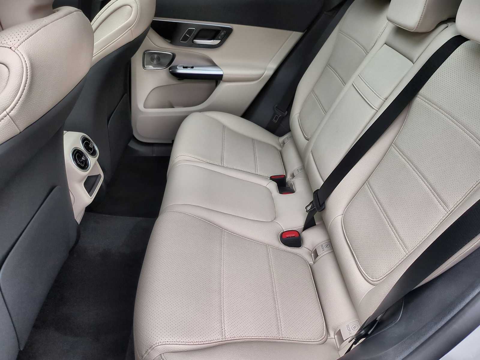 Vehicle image 13 of 38