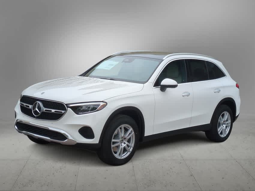 Vehicle image 2 of 38