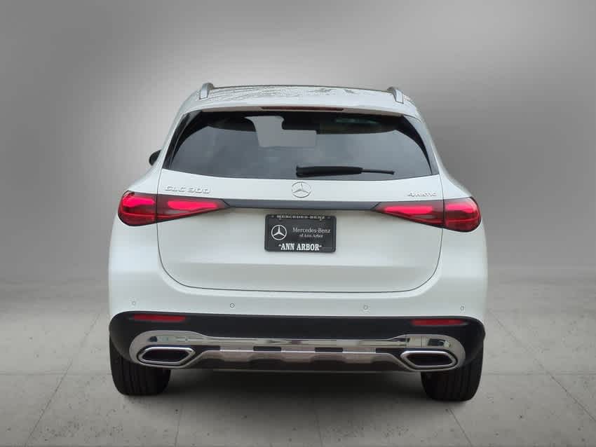 Vehicle image 7 of 38