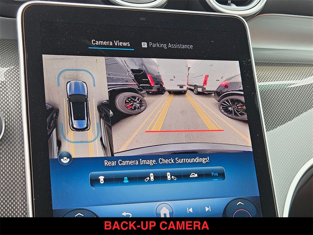 Vehicle image 17 of 22