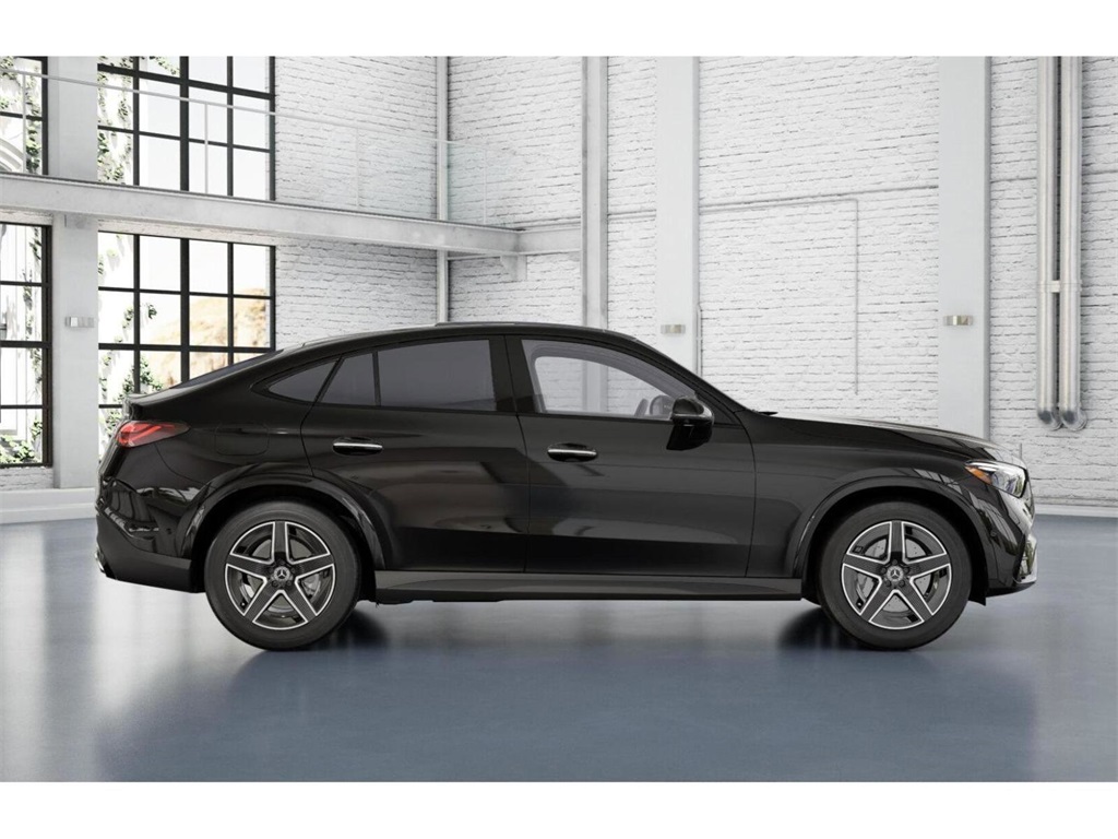 2025 Mercedes-Benz GLC 300 Image 17 of 42