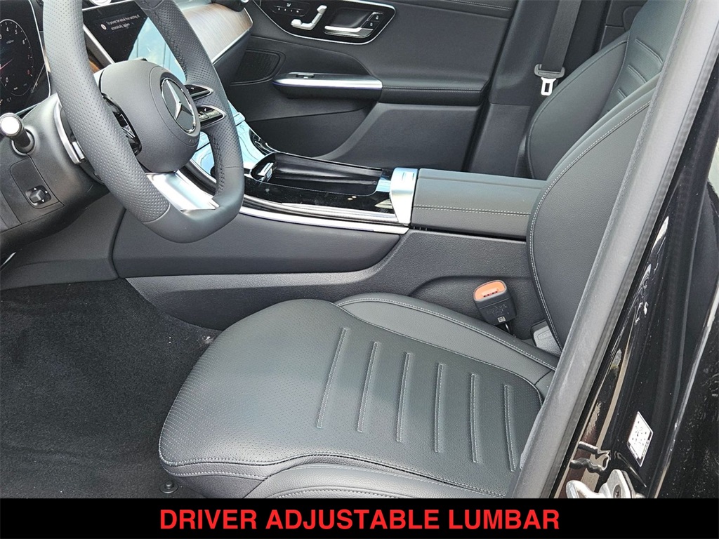 Vehicle image 20 of 22