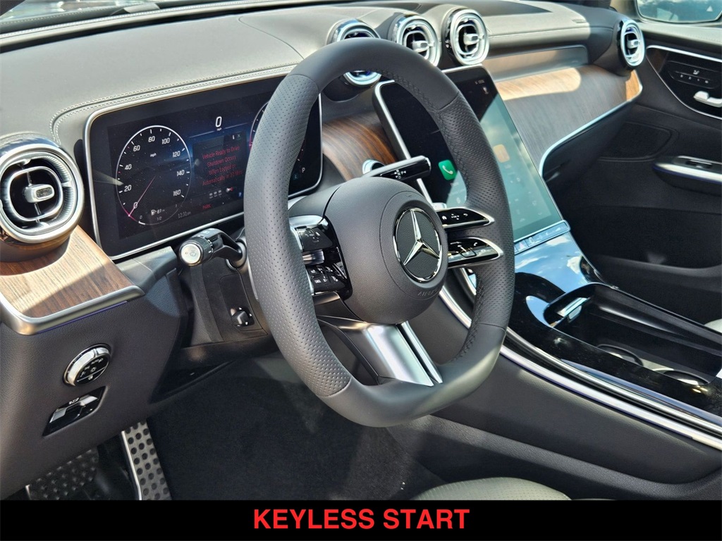 Vehicle image 15 of 22